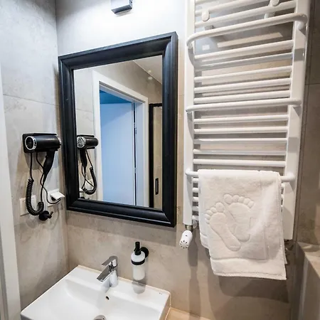 Wolnosci 6 Self Check-in 24h *