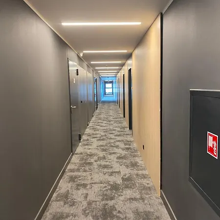 公寓 Wolnosci 6 Self Check-in 24h 波兹南