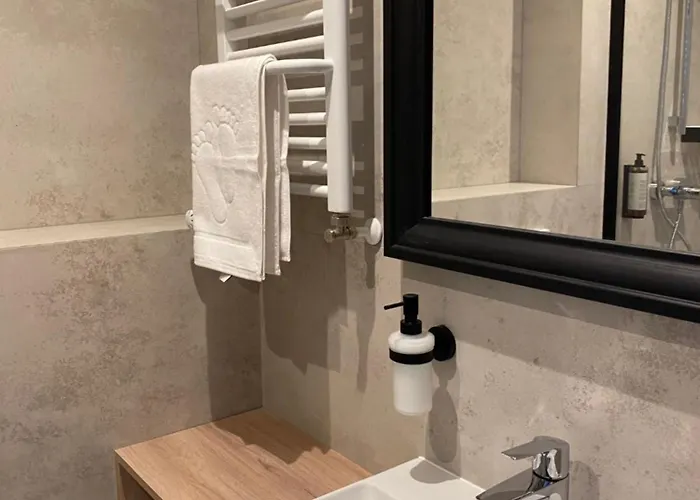 Wolnosci 6 Self Check-in 24h Apartment *